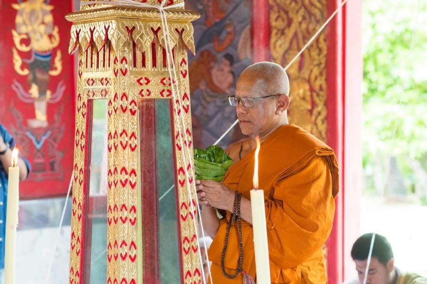 หลวงปู่ทวด เหยียบน้ำทะเลจืด ♥️ชุดของขวัญล้ำค่า...เตรียมต้อนรับปีใหม่ พ.ศ.2566 เปิดจองครับ