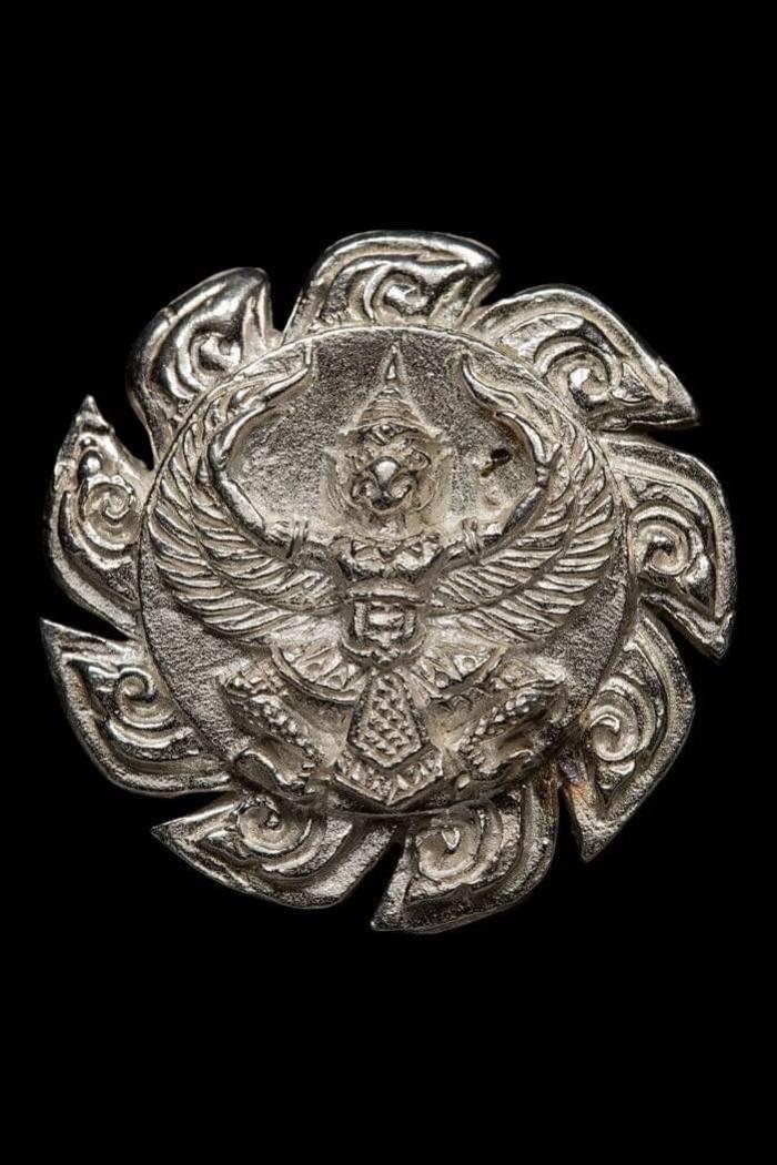 พญาครุฑ รุ่นเเรก พระราชมงคลวชิรปัญญา ( หลวงปู่อิ่ม ปัญญาวุโธ ) อายุ 105 ปี เปิดจองครับ