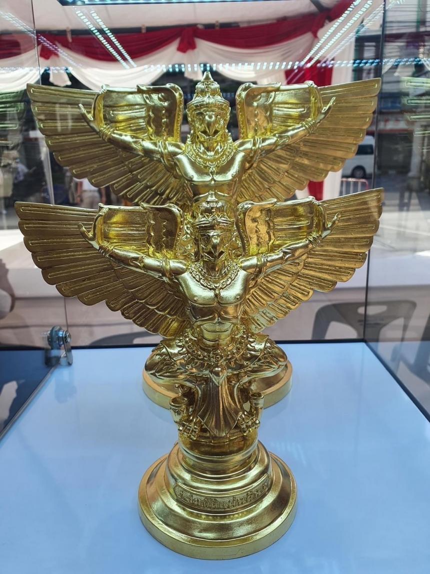 สืบสานตำนานศิลป์ 🦅ปฐมบทแห่งพญาครุฑ #สมบัติแผ่นดิน140ปีไปรษณีย์ไทย เปิดจองครีบ