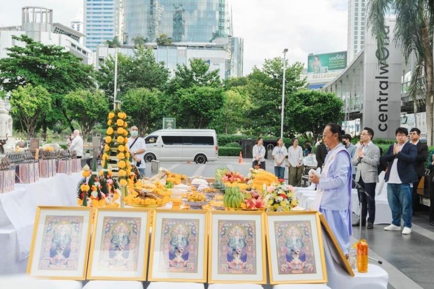 พระตรีมูรติ ผู้ประทานความรัก ความสำเร็จ 😍 พระตรีมูรติ (พระทัตตาเตรยะ) เปิดจองครับ