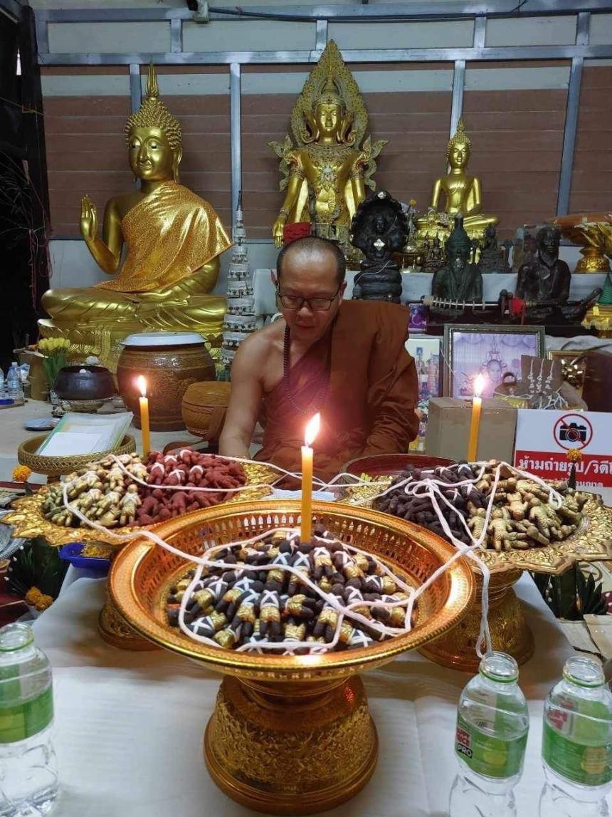 #หุ่นพยนต์จอมเวทย์ หลวงพ่อรุ่ง สิรินฺธโร สวนธรรมสิรินธรา เปิดจองครับ