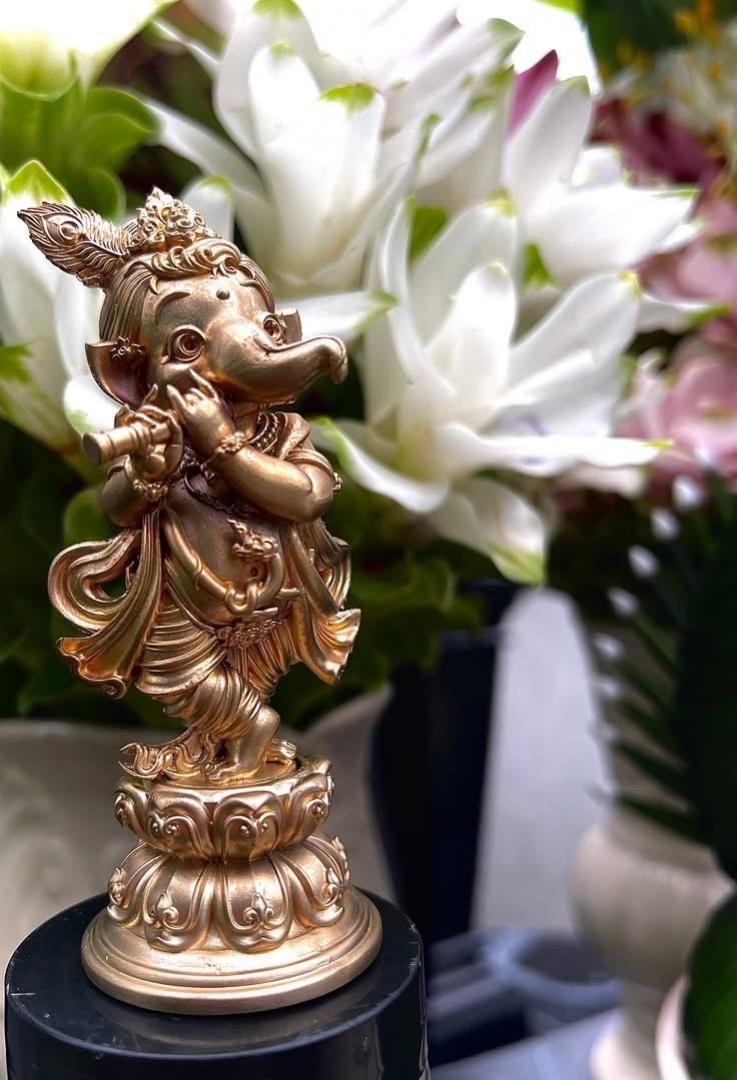 พระคเณศ ปางสังคีตคณปติ รุ่น สุขสำราญ เปิดจองครับ
