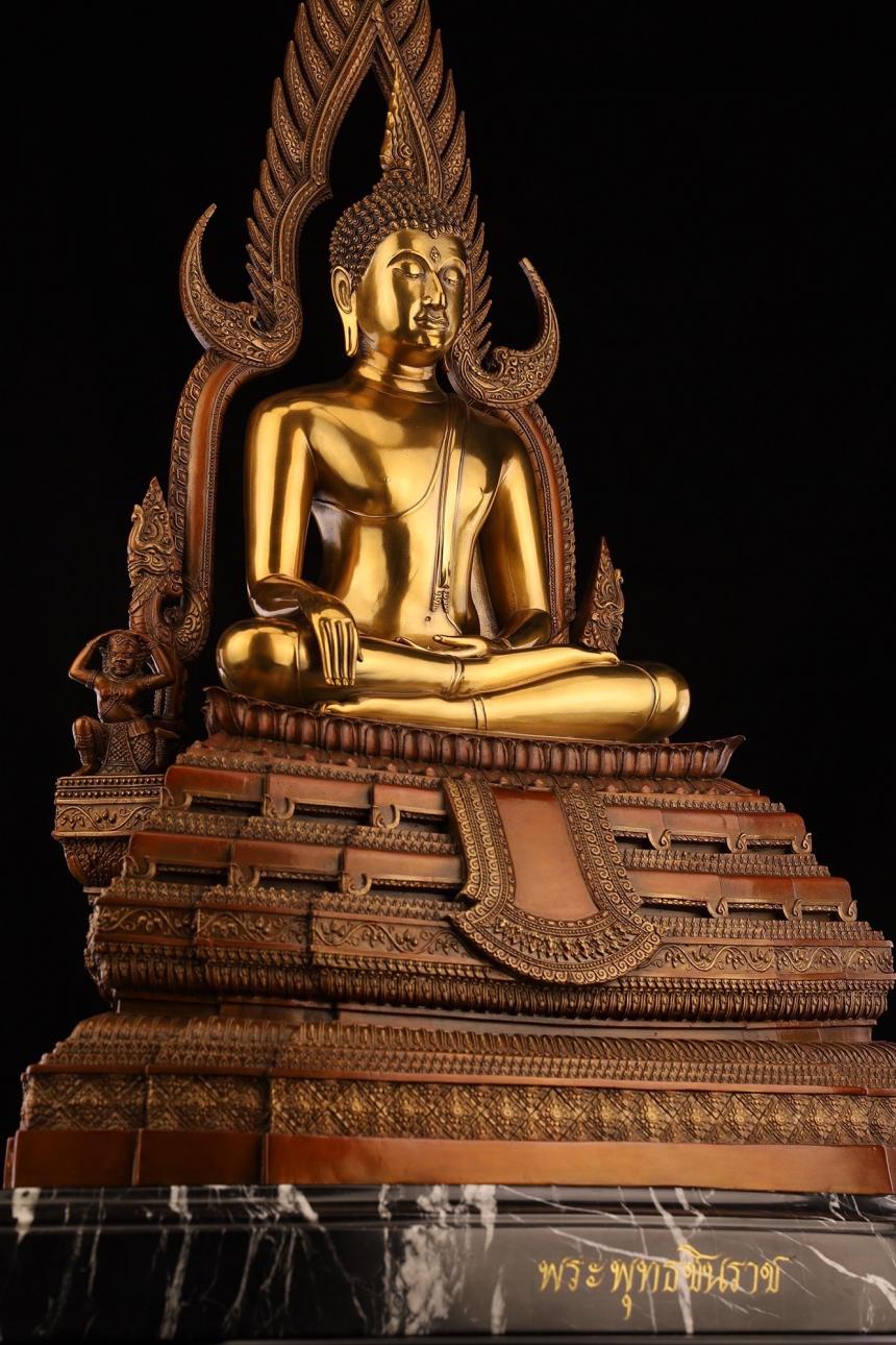 องค์พระพุทธชินราช “ราชันย์สยาม” ที่ระลึกงานพิธีเทหล่อพระหทัยสมเด็จพระนเรศวรมหาราช ณ ลานอิสรภาพ 109 อ.ป่าโมก จ.อ่างทอง เปิดจองครับ