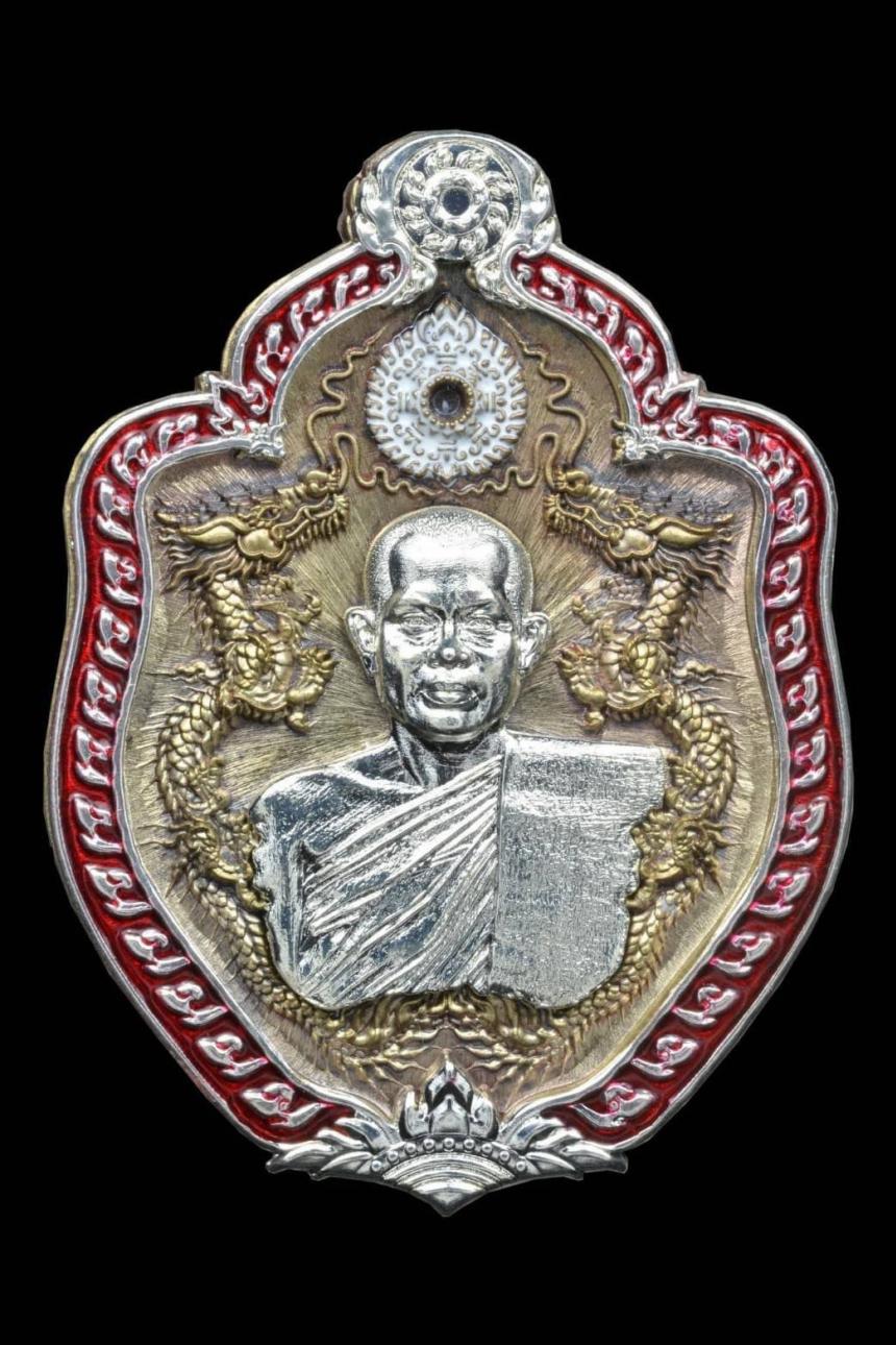 พระวชิรญาณวิศิษฎ์ (สุริยันต์ โฆสปญฺโญ) ผู้ช่วยเจ้าอาวาสวัดมหาชัย พระอารามหลวง ประธานสงฆ์วัดพุทธวนาราม (วัดป่าวังน้ำเย็น) เปิดจองครับ