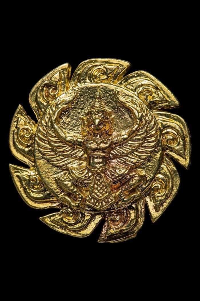 พญาครุฑ รุ่นเเรก พระราชมงคลวชิรปัญญา ( หลวงปู่อิ่ม ปัญญาวุโธ ) อายุ 105 ปี เปิดจองครับ