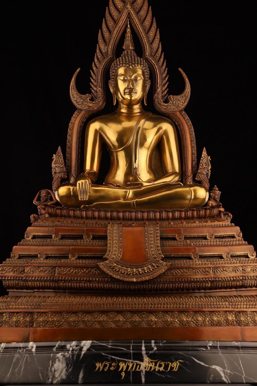 องค์พระพุทธชินราช “ราชันย์สยาม” ที่ระลึกงานพิธีเทหล่อพระหทัยสมเด็จพระนเรศวรมหาราช ณ ลานอิสรภาพ 109 อ.ป่าโมก จ.อ่างทอง เปิดจองครับ
