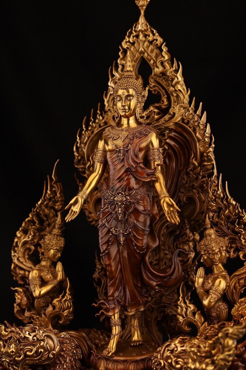 พระโลกรวิวรรณเสด็จดาวดึงส์” เปิดจองครับ