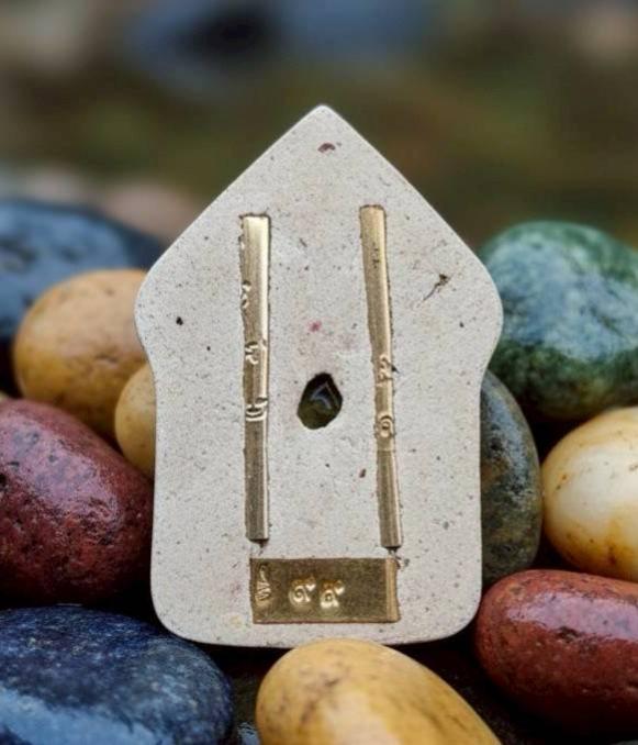 หลวงพ่อเมียน กัลยาโณ วัดจะเนียงวนาราม จ.บุรีรัมย์ เปิดจองครับ