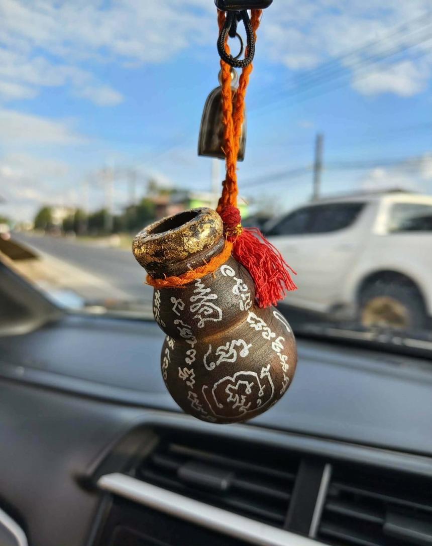 สุดยอดวัตถุมงคล 🎯 🔥🔥เเห่งวัดทุ่งนาใหม่ ปี 68 น้ำเต้าดูดทรัพย์ 9รอบ เปิดจอง