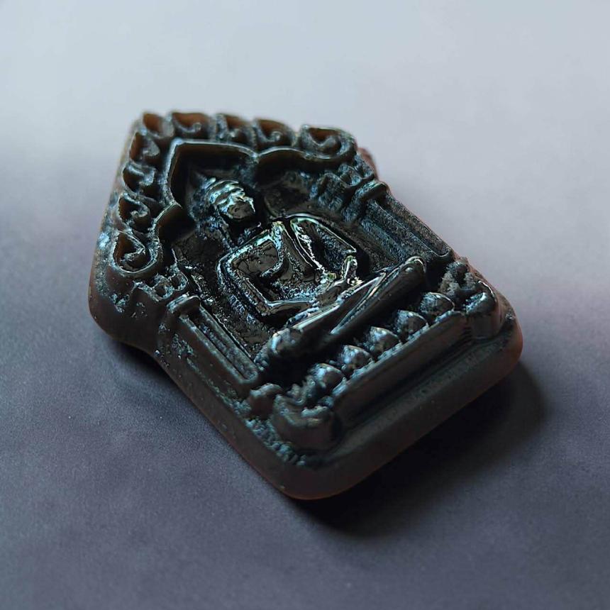 พระอาจารย์ธรมมดล กิตติปัญโญ  วัดหนองปรือ  จ.นครราชสีมา  เปิดจองครับ