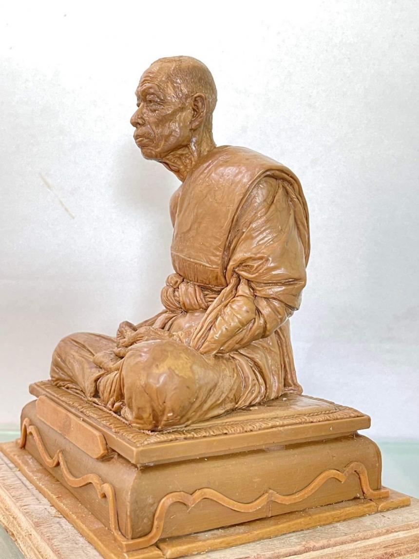 พระบูชา และ เหรียญเสมาซื้อที่ดิน พ่อท่านเล็ก วัดจาก ระโนด สงขลา เทพเจ้าเเห่งความสำเร็จ เปิดจองครับ