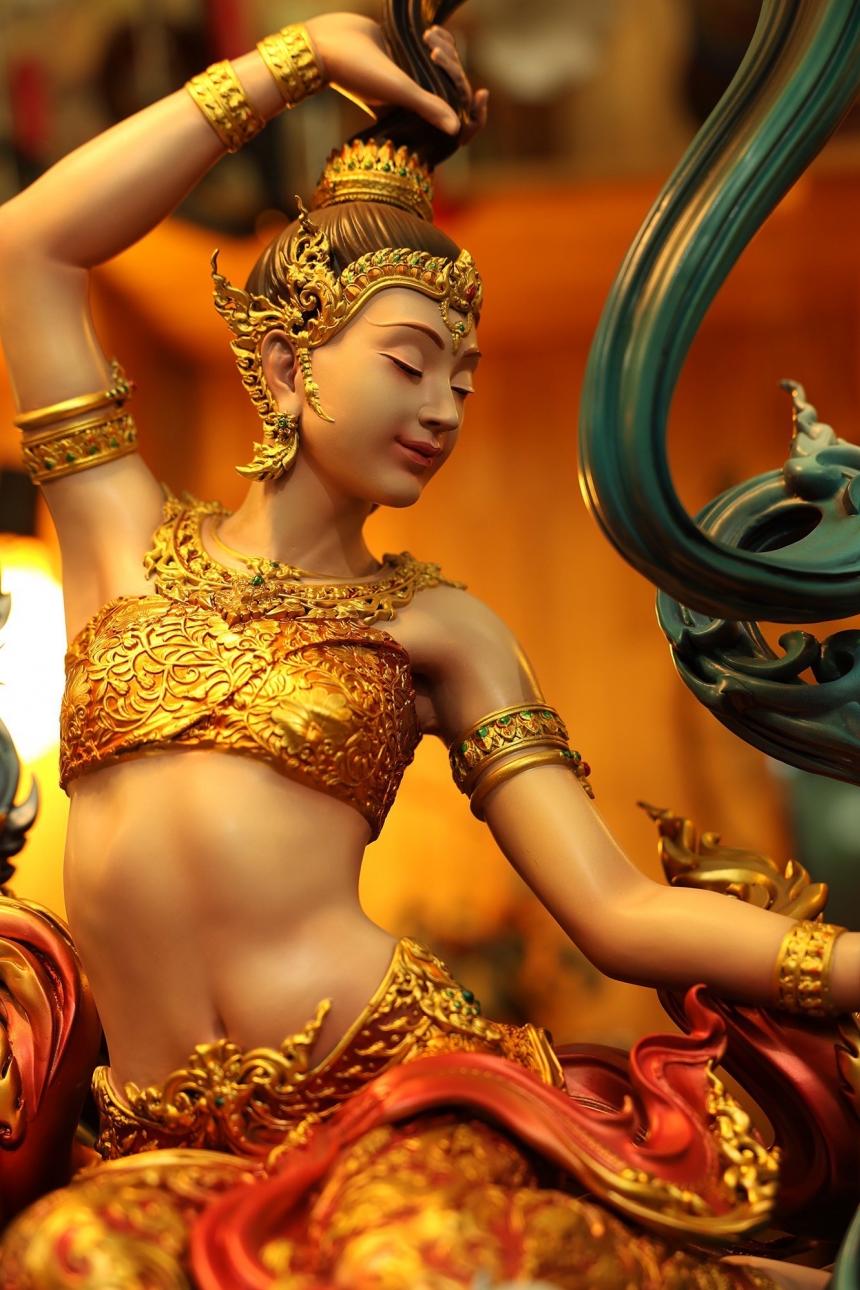 รายละเอียดการสั่งจองผลงาน “พระแม่ธรณี” ขนาดบูชาสูง 61 Cm. กว้าง 74 Cm. ลึก 41 Cm. เปิดจอง