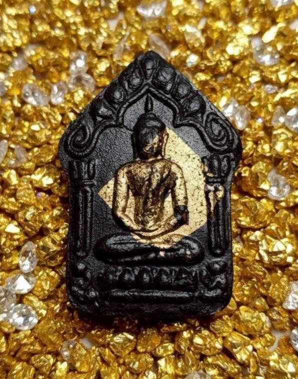 หลวงพ่อเมียน กัลยาโณ วัดจะเนียงวนาราม จ.บุรีรัมย์ เปิดจองครับ