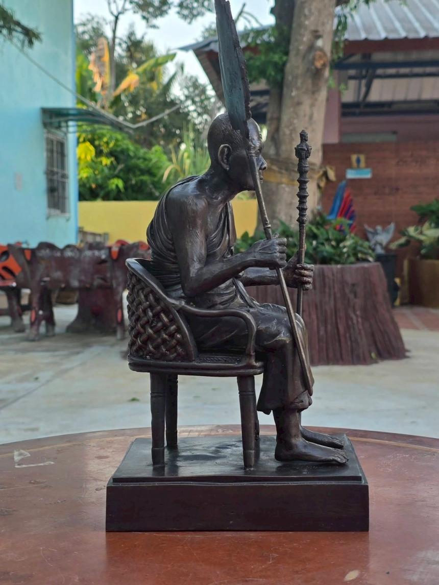 รูปเหมือนหลวงปู่เจ้าคุณอิ้น วัดนิคมเทพา จัดสร้างโดยวัดสันติวรคุณ เปิดจองครับ