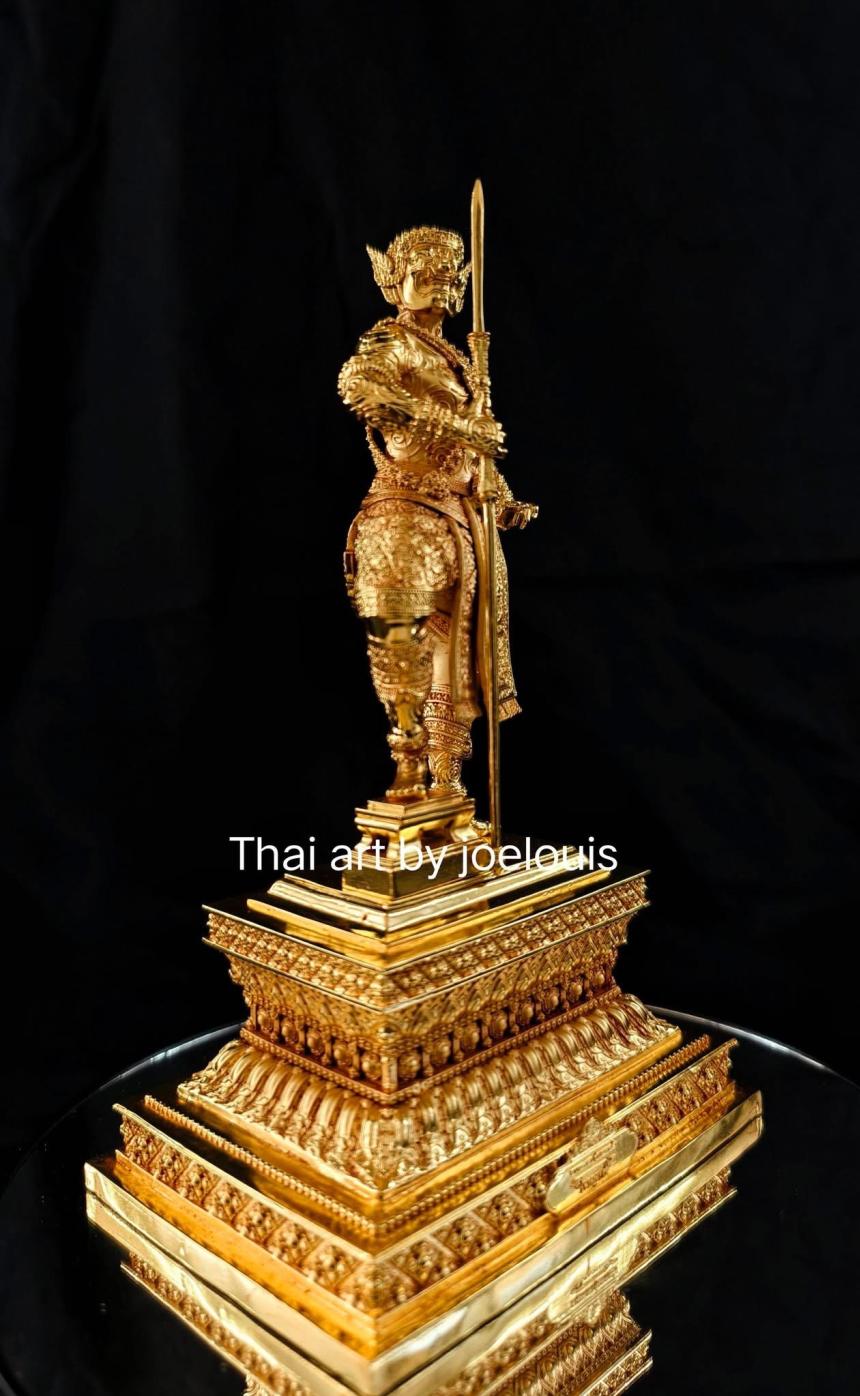 พระพิราพ   เป็นอวตารปางหนึ่งของพระศิวะ (พระอิศวร) เป็นที่นับถือในฐานะบรมครูแห่งนาฏศิลป์และดุริยางค์ศิลป์ของไทย  เปิดจองครับ