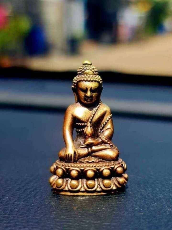 หลวงปู่จื่อ พันธมุตโต วัดเขาตาเงาะอุดมพร จ.ชัยภูมิ เปิดจองครับ
