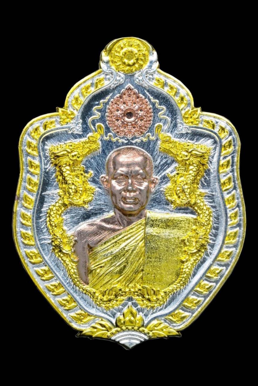 พระวชิรญาณวิศิษฎ์ (สุริยันต์ โฆสปญฺโญ) ผู้ช่วยเจ้าอาวาสวัดมหาชัย พระอารามหลวง ประธานสงฆ์วัดพุทธวนาราม (วัดป่าวังน้ำเย็น) เปิดจองครับ