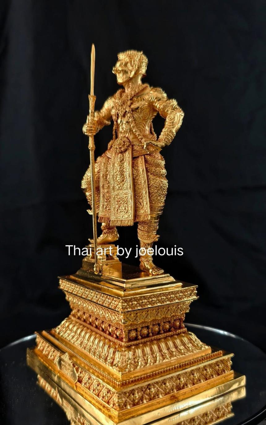 พระพิราพ   เป็นอวตารปางหนึ่งของพระศิวะ (พระอิศวร) เป็นที่นับถือในฐานะบรมครูแห่งนาฏศิลป์และดุริยางค์ศิลป์ของไทย  เปิดจองครับ