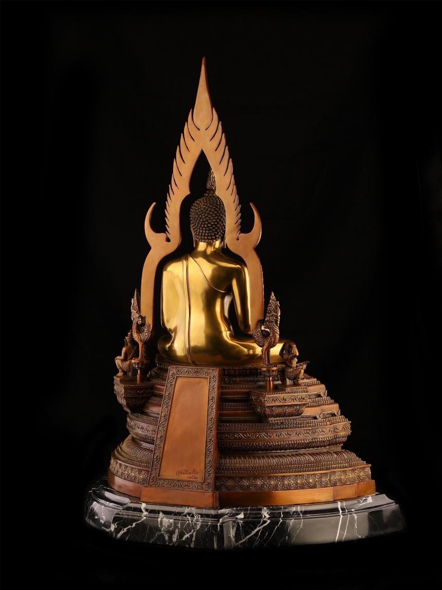 องค์พระพุทธชินราช “ราชันย์สยาม” ที่ระลึกงานพิธีเทหล่อพระหทัยสมเด็จพระนเรศวรมหาราช ณ ลานอิสรภาพ 109 อ.ป่าโมก จ.อ่างทอง เปิดจองครับ