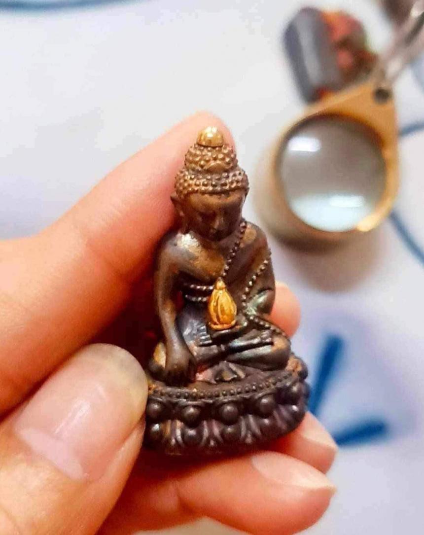 หลวงปู่จื่อ พันธมุตโต วัดเขาตาเงาะอุดมพร จ.ชัยภูมิ เปิดจองครับ