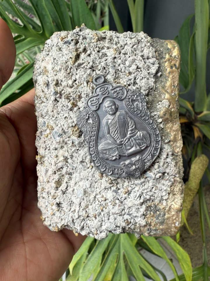 เปิดจอง รุ่น“สยามบูรพา” พระอาจารย์ติ๊ก สถานปฏิบัติธรรม ดงตาพระยา จังหวัดสระแก้ว