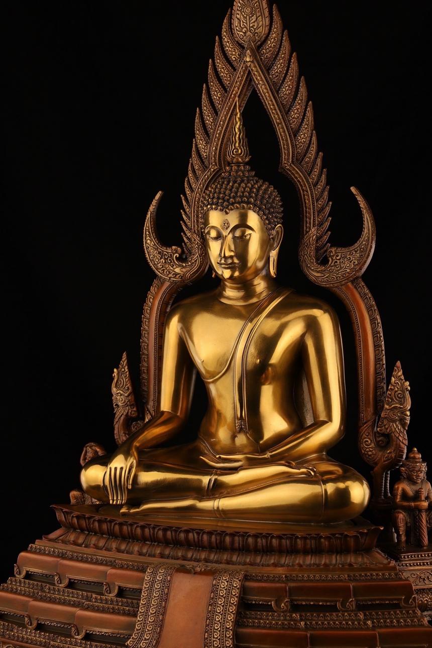 องค์พระพุทธชินราช “ราชันย์สยาม” ที่ระลึกงานพิธีเทหล่อพระหทัยสมเด็จพระนเรศวรมหาราช ณ ลานอิสรภาพ 109 อ.ป่าโมก จ.อ่างทอง เปิดจองครับ