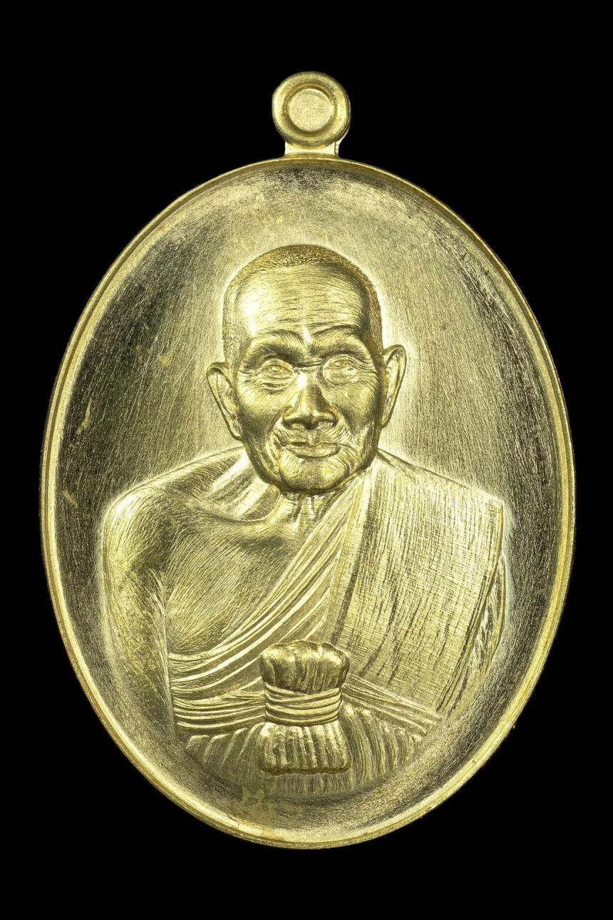 หลวงปู่บรรณ ฑีฆายุโก วัดหนองบุ้งฟ้า อ.วาริชภูมิ จ.สกลนค เปิดจองครับ