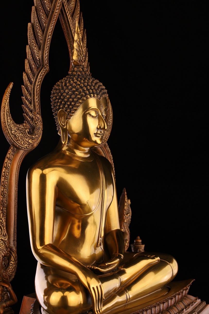องค์พระพุทธชินราช “ราชันย์สยาม” ที่ระลึกงานพิธีเทหล่อพระหทัยสมเด็จพระนเรศวรมหาราช ณ ลานอิสรภาพ 109 อ.ป่าโมก จ.อ่างทอง เปิดจองครับ