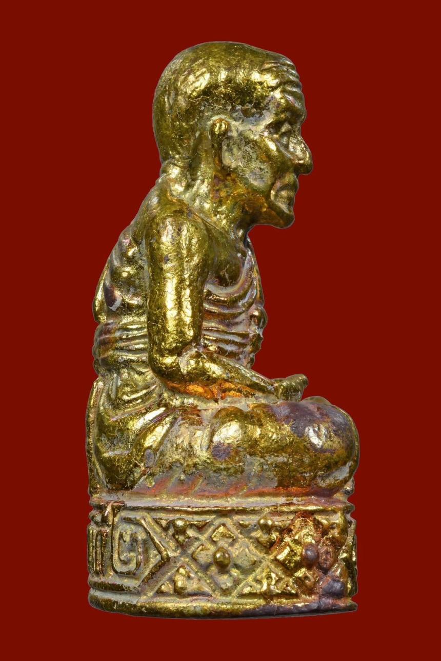 รูปหล่อหลวงปู่ทวด พระธาตุพนม -และพระผง